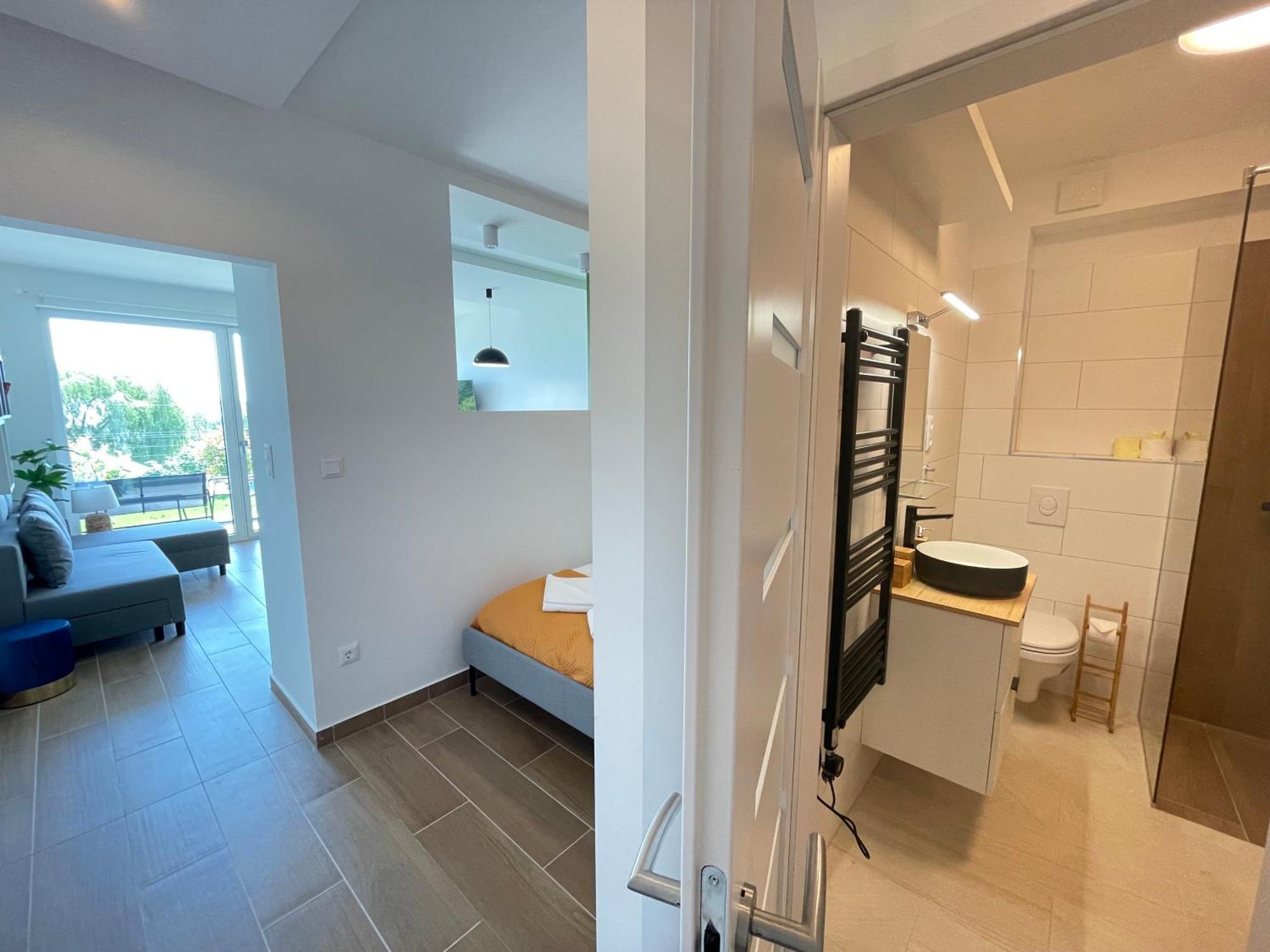 Panorama Superior Apartments - Pool, Garden, Parking Balatonalmádi Extérieur photo