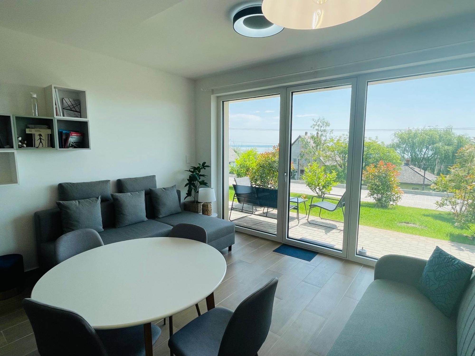 Panorama Superior Apartments - Pool, Garden, Parking Balatonalmádi Extérieur photo