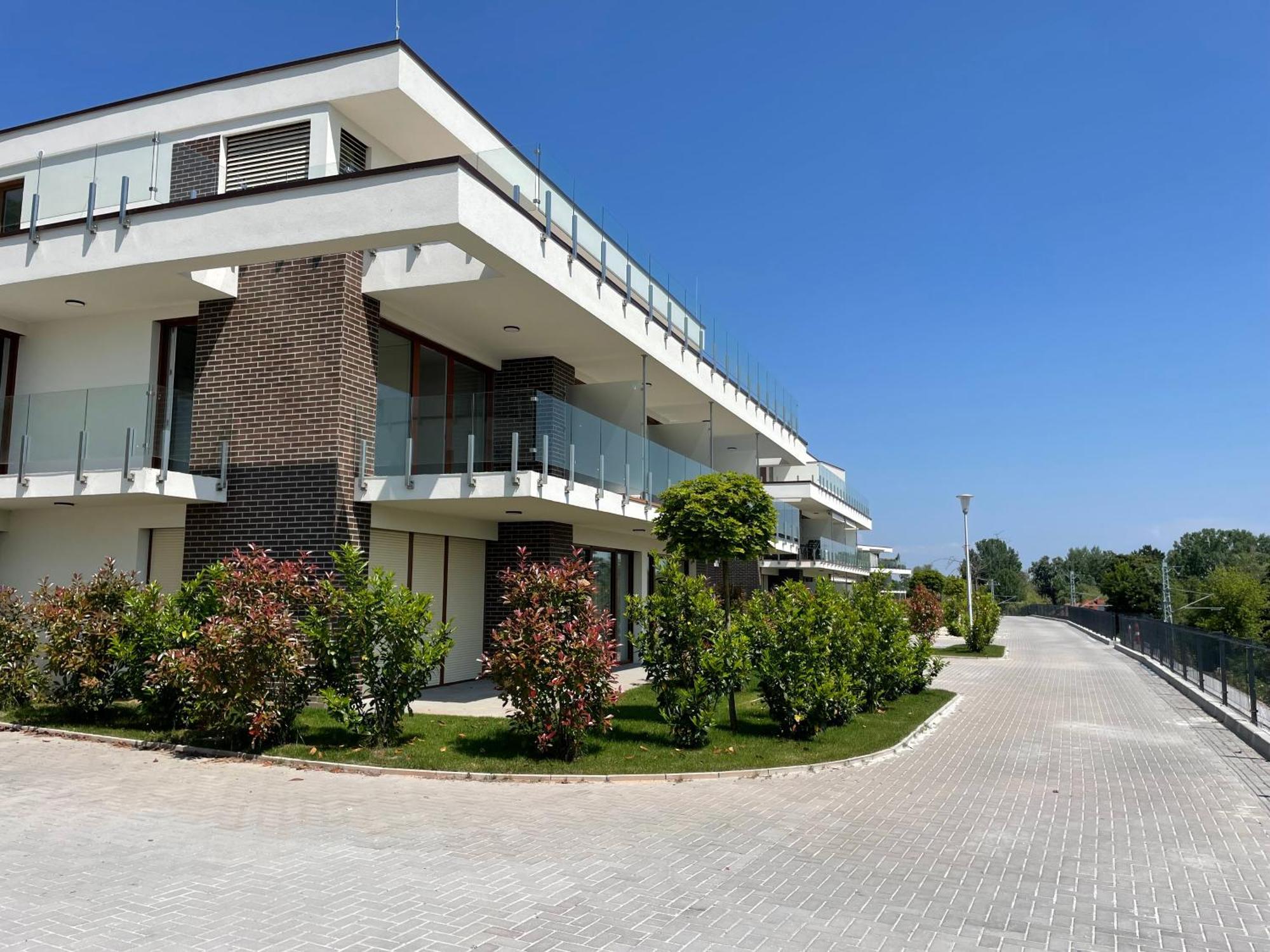 Panorama Superior Apartments - Pool, Garden, Parking Balatonalmádi Extérieur photo